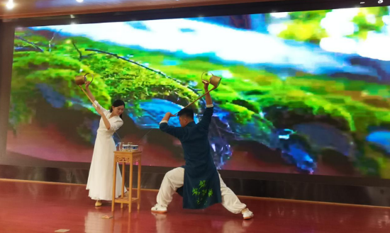 （信息）2025年两岸大学生“访熊猫家园・寻茶祖故里”研学体验之旅活动在雅安开营980