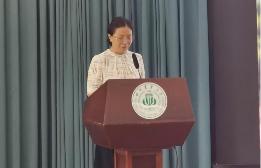 （信息）2025年两岸大学生“访熊猫家园・寻茶祖故里”研学体验之旅活动在雅安开营480